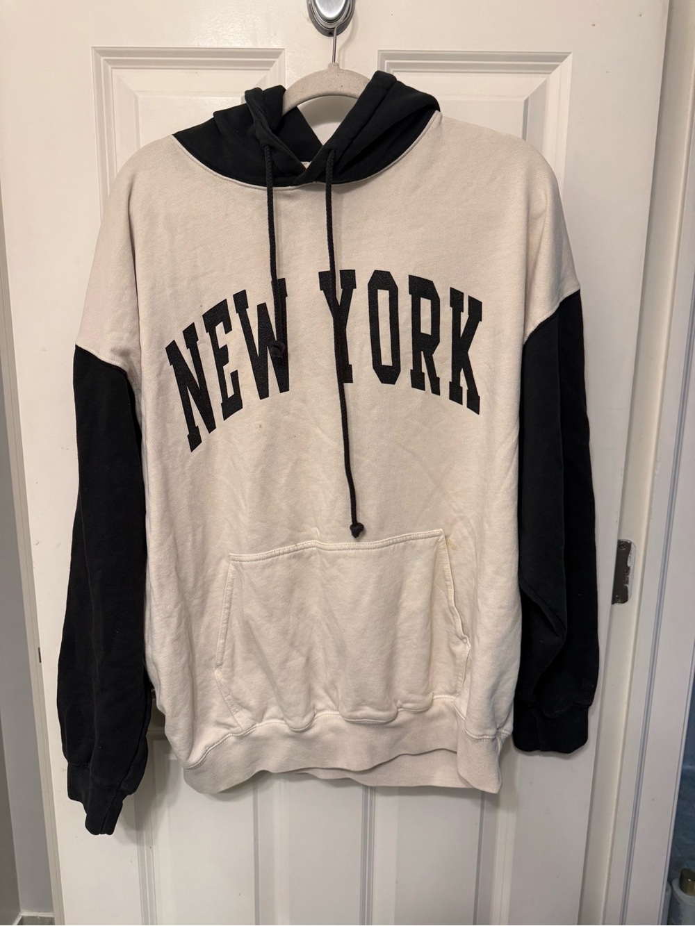 Brandy Melville Two-Tone "New York" Pullover Hoodie - Black & Cream